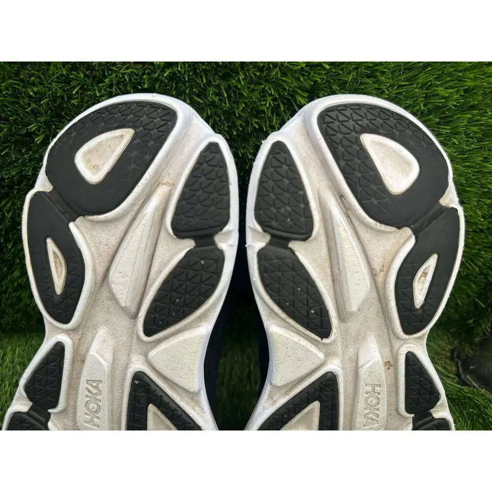 Hoka One One Bondi 8 1127954-BWHT Athletic Sneaker Womens 7.5D Black Mesh Sports